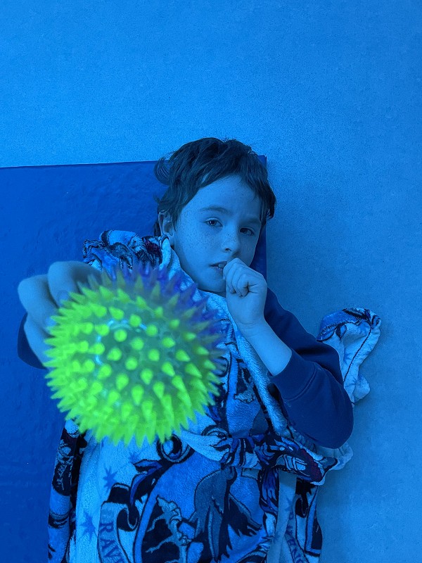 Pupil with sensory equipment